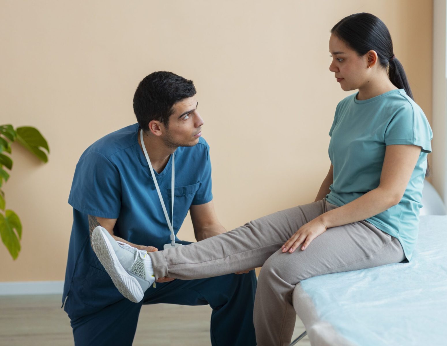 doctor-helping-patient-rehabilitation (2)-min doctor-helping-patient-rehabilitation (2)-min